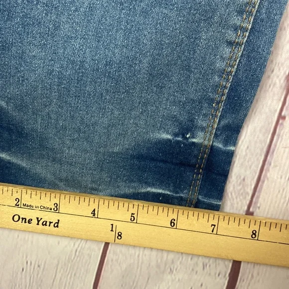 Cultura Men's Skinny Blue Jeans. Size: 36 - Picture 8 of 14